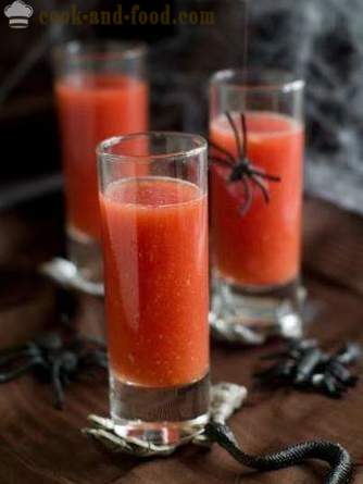 Tomatsoppa gazpacho eller ett recept för Halloween: en alkoholfri dryck tomat 