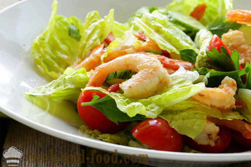 Recept: Vitamin sallad med grönsaker, räkor och skaldjur